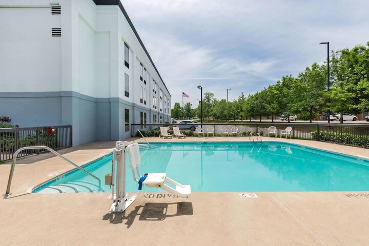 Pool 6 of 22