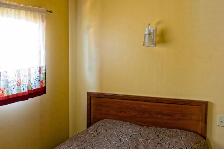 Room 28 of 28