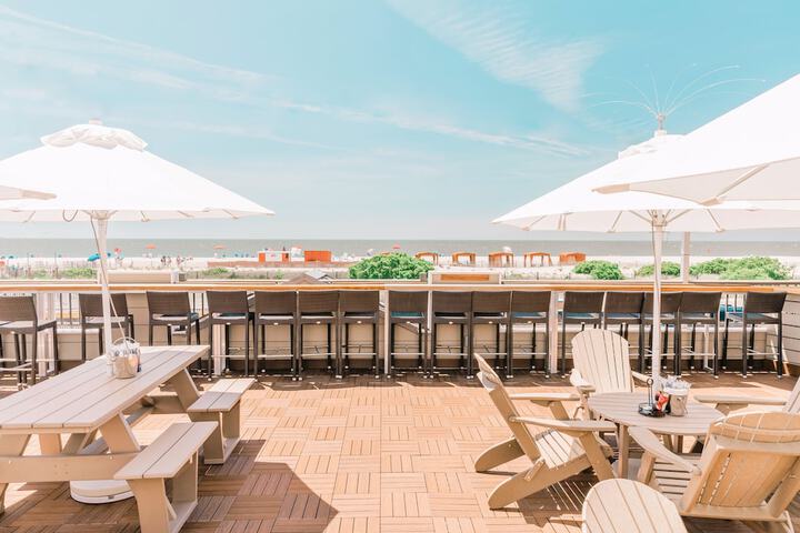 Montreal Beach Resort