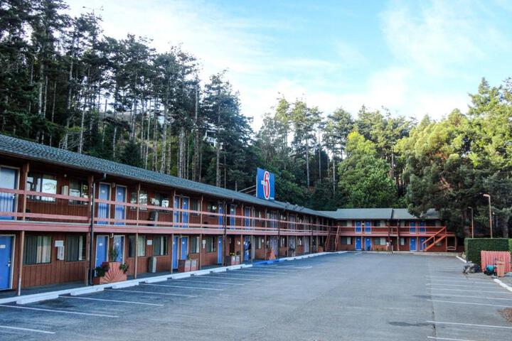 Motel 6 Gold Beach OR