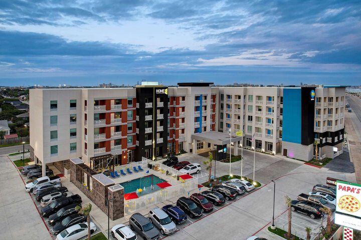 Hotel 6 of 70