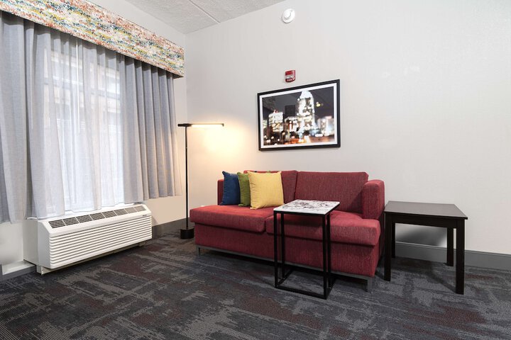 Room 31 of 118