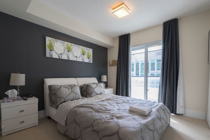 Room 10 of 30