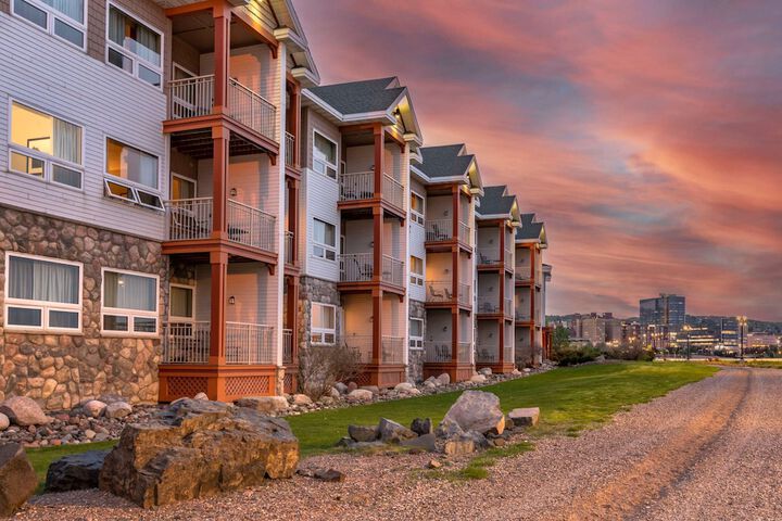 Lift Bridge Lodge an Ascend Collection Hotel