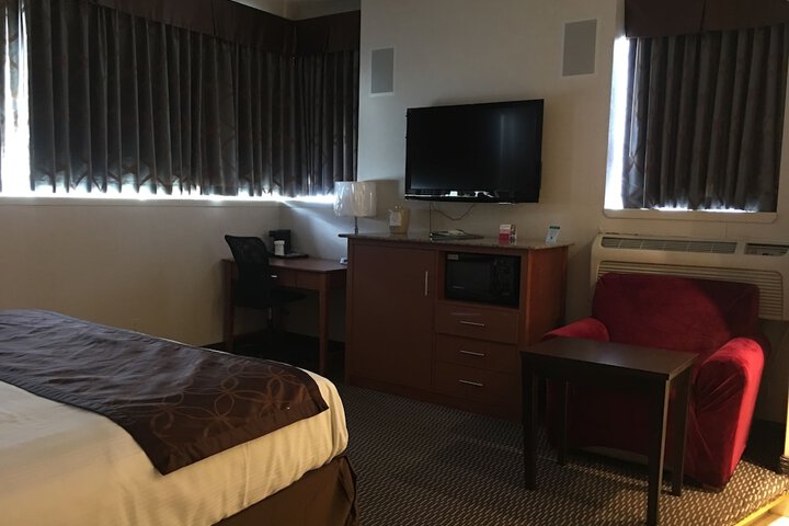 Room 15 of 60