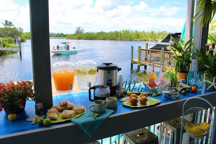 Breakfast/Coffee Service 57 of 75