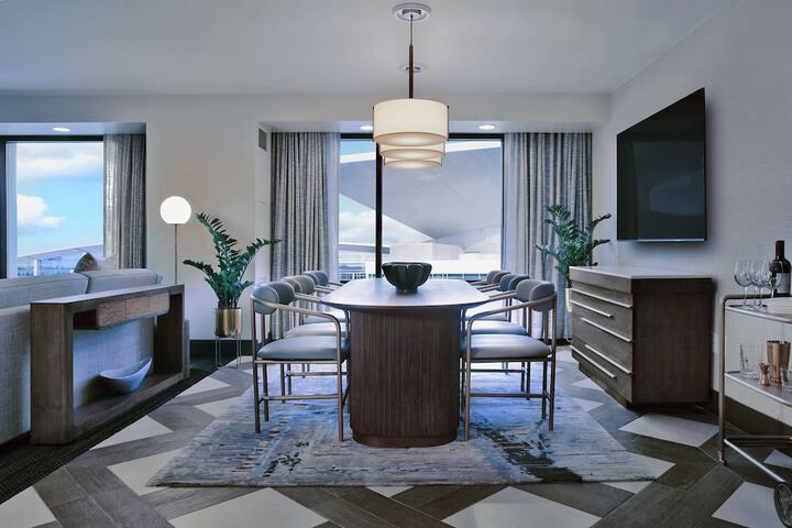 Hilton Omaha