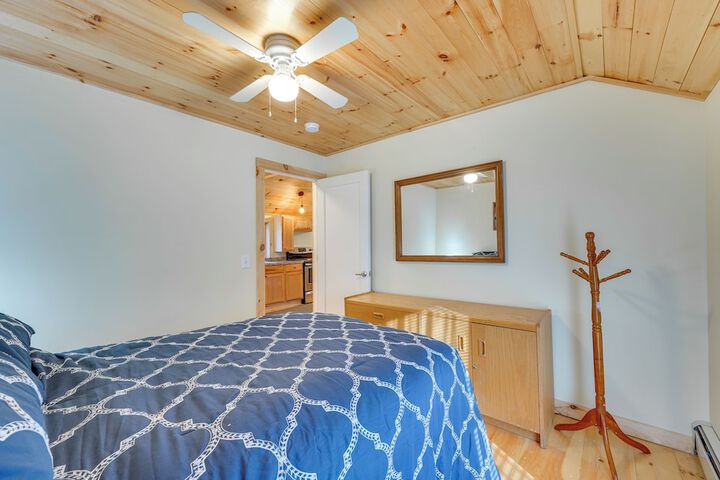 Inviting Chittenden Apartment Near Pico Mountain!