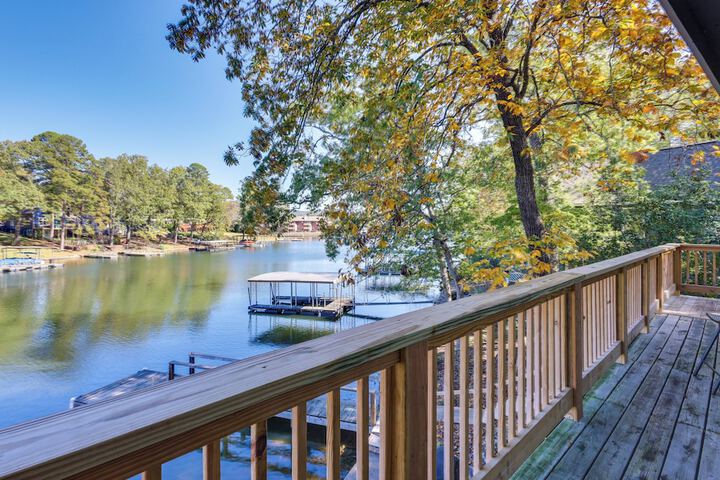 Private Dock & Deck: Lakefront Hot Springs Home!