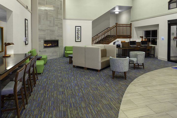 Hotel 6 of 41
