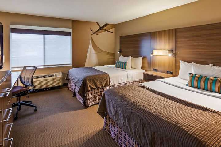 Executive Inn & Suites Embarcadero Cove
