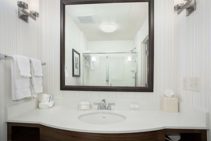 Hilton Garden Inn Lincoln Downtown / Haymarket
