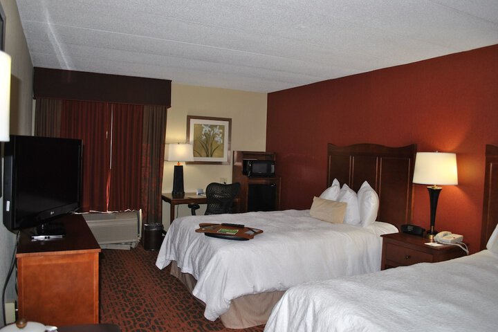 Room 32 of 59