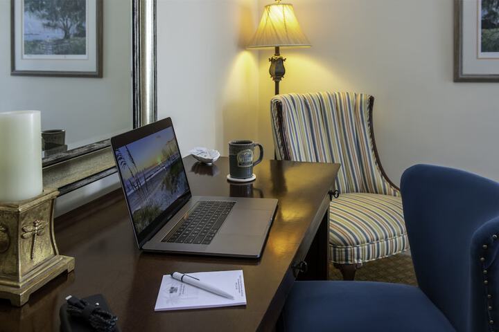 Room 20 of 37