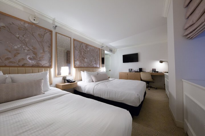 Room 21 of 42