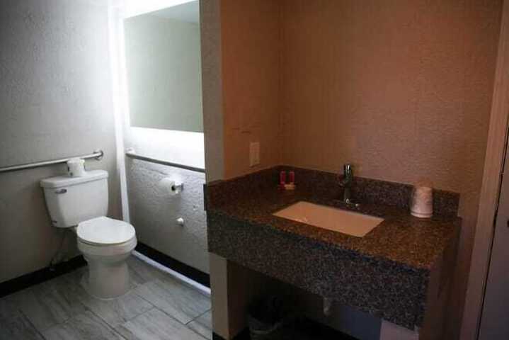 Room 19 of 25