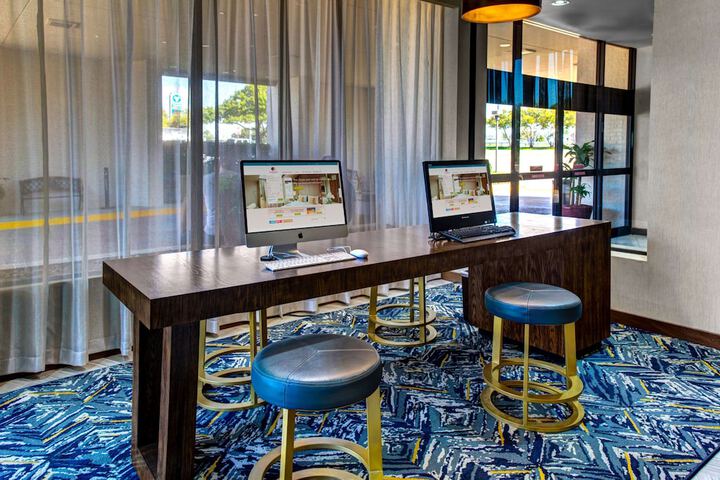DoubleTree by Hilton Hotel Arlington DFW South