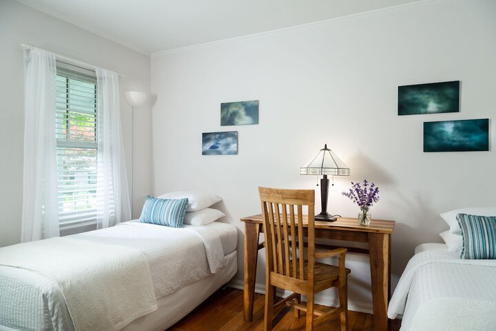The Woodstock Inn on the Millstream