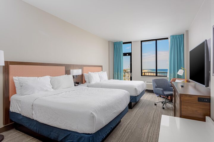 Hampton Inn & Suites Orange Beach / Gulf Front