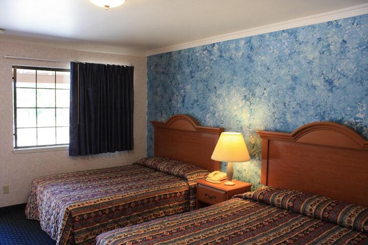 Room 24 of 43