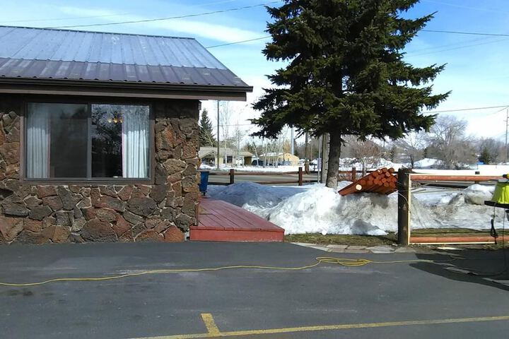 Hotel 7 of 41