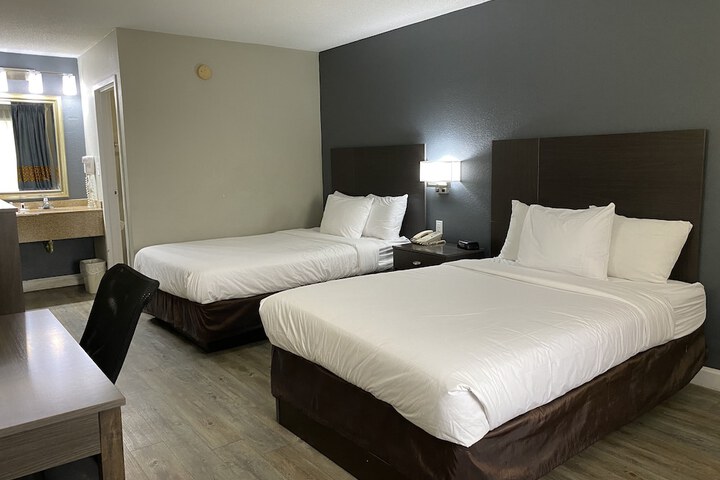 Room 19 of 46