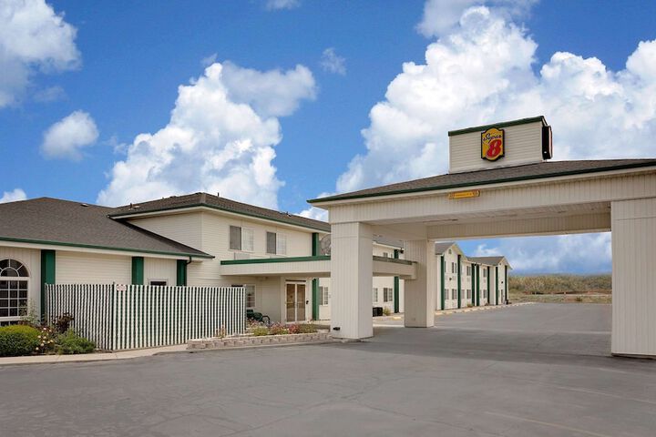 Hotel 2 of 15