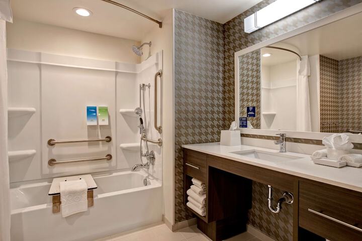 Home2 Suites by Hilton Carmel Indianapolis