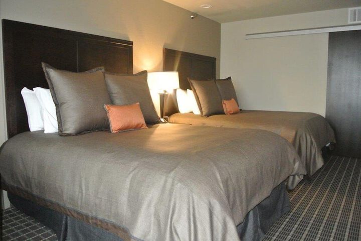 Room 22 of 40