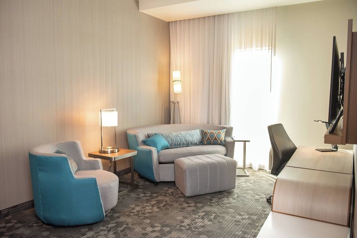 Courtyard by Marriott Mesa at Wrigleyville West
