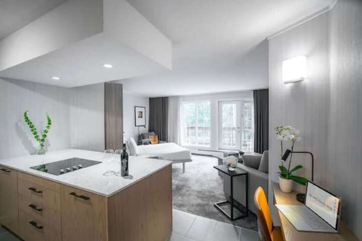 Room 119 of 191