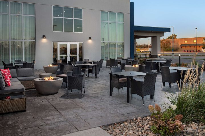 Terrace/Patio 33 of 36