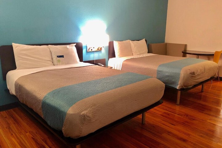 Room 34 of 39