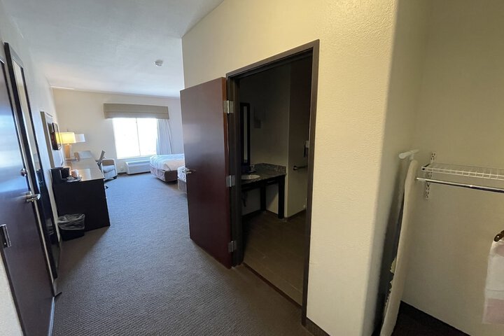 Room 29 of 50