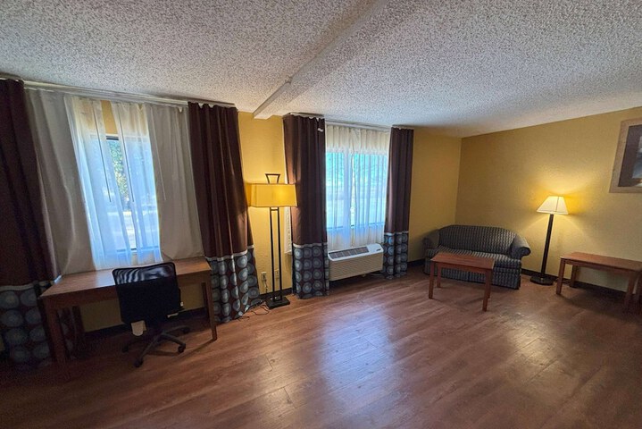 Super 8 by Wyndham OFallon