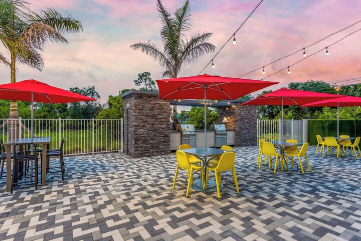 Terrace/Patio 35 of 38