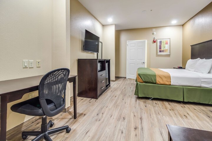Room 26 of 30