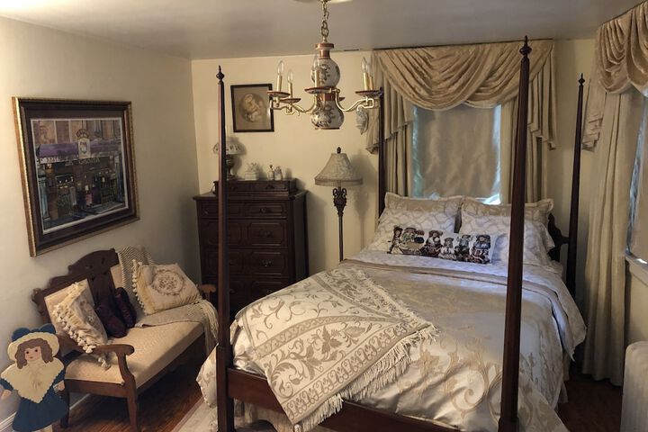 Room 16 of 32