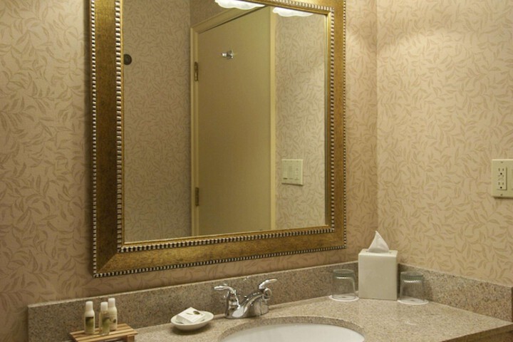 Room 7 of 25