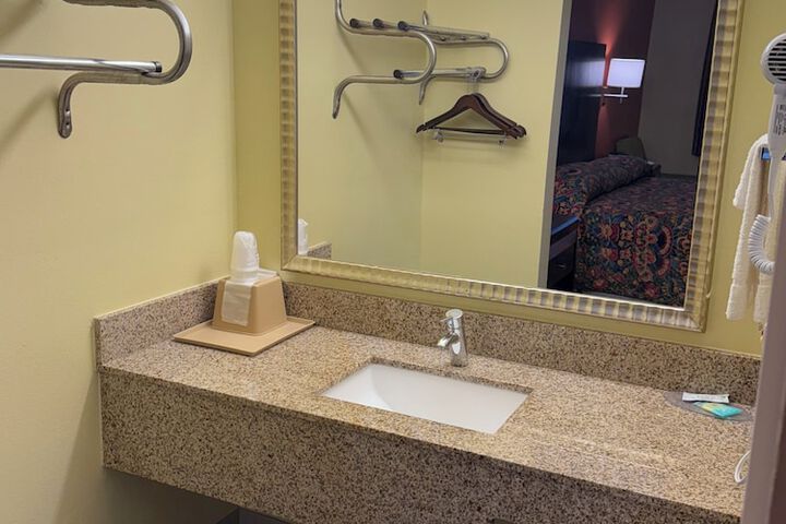 Liberty Inn