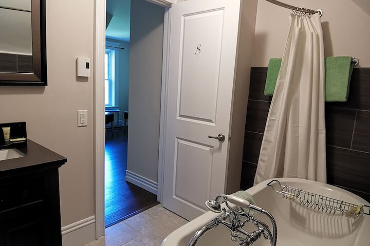 Room 31 of 61