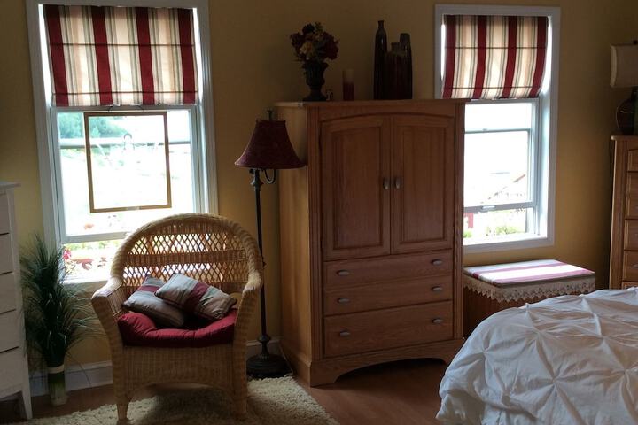 Pictured Rocks Bed & Breakfast