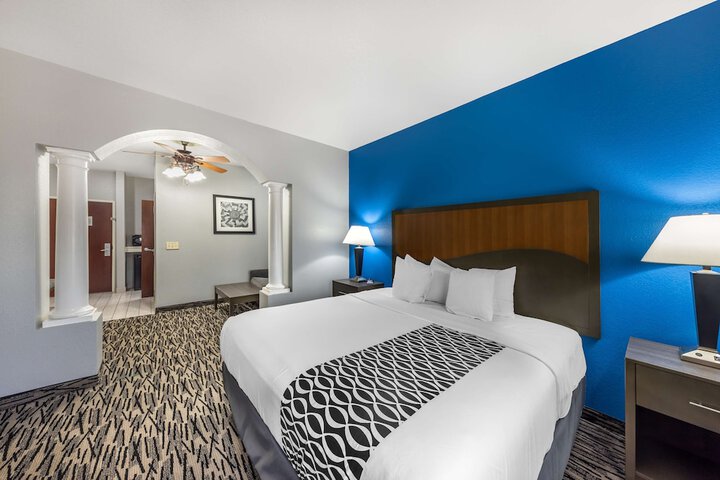 Best Western Atoka Inn & Suites