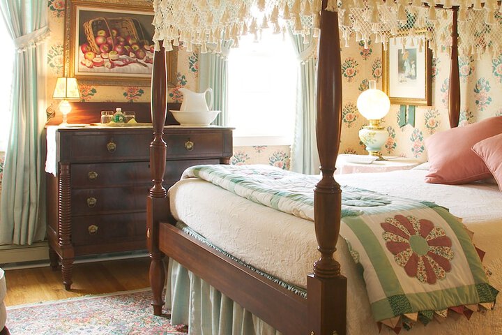 Room 18 of 52