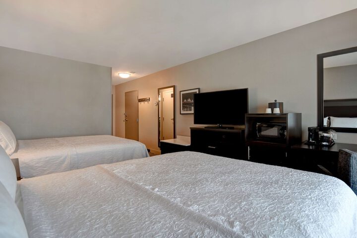 Room 13 of 49