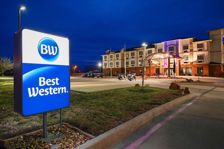 Best Western Giddings Inn & Suites