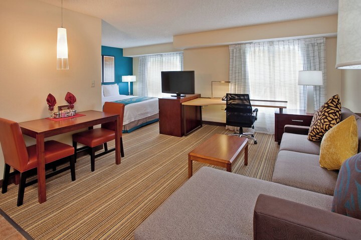 Residence Inn Houston Sugar Land / Stafford