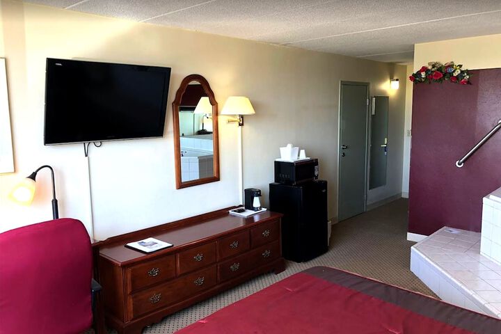 Room 16 of 23