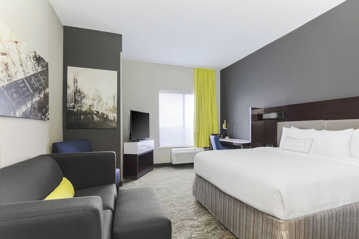 Room 16 of 30