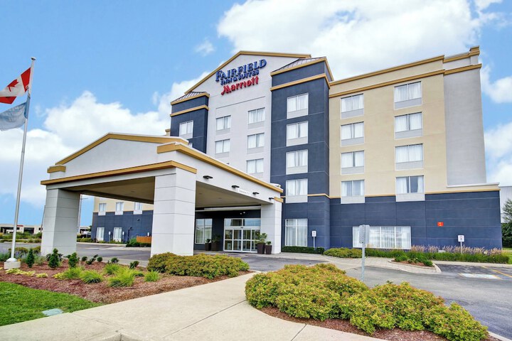 Hotel 2 of 53